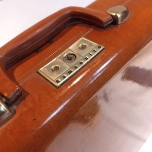 Vintage 1950s Samsonite Caramel Brown Briefcase w/ Key - Good Condition